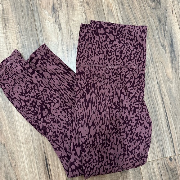 Salutation Stash 7/8 Tight - Picture 8 of 8